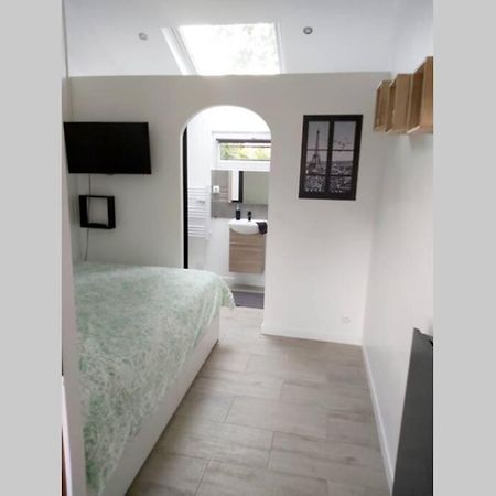 Superbe Studio 15 M²,Proche Disney, Asterix, Cdg Lägenhet Gressy Exteriör bild