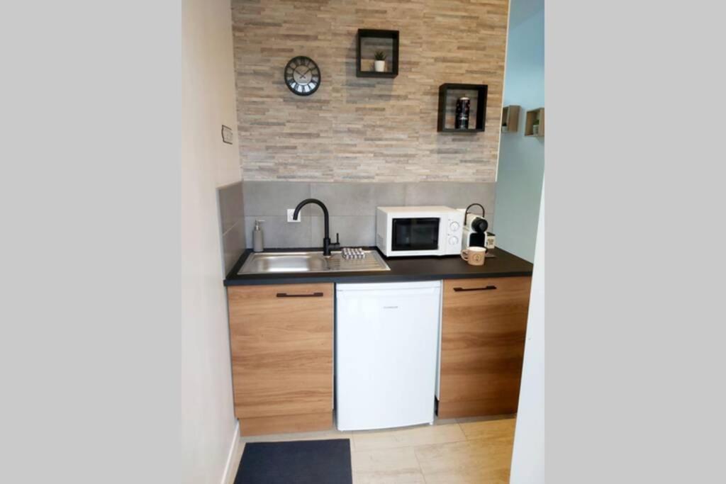 Superbe Studio 15 M²,Proche Disney, Asterix, Cdg Lägenhet Gressy Exteriör bild